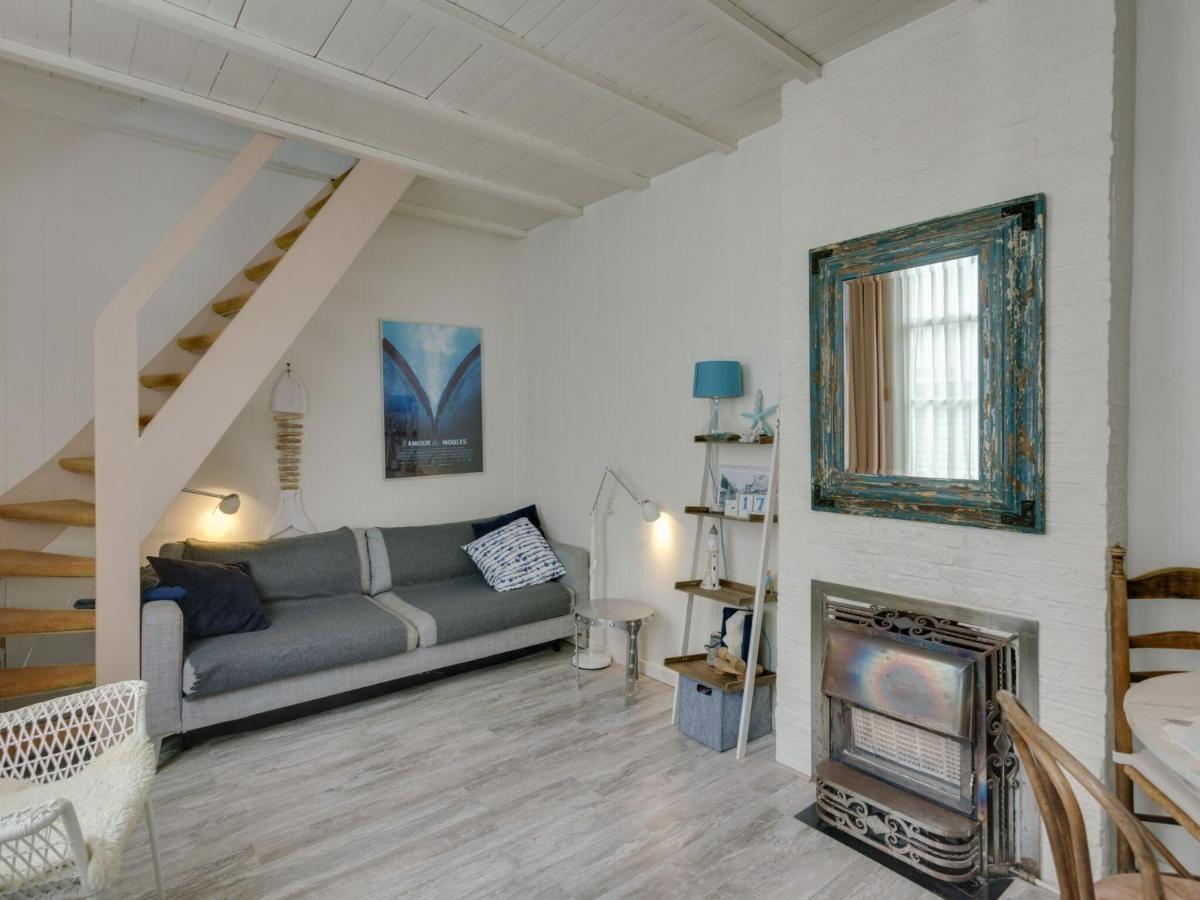 Picturesque Fisherman S House In Scheveningen Near The Shops لاهاي المظهر الخارجي الصورة